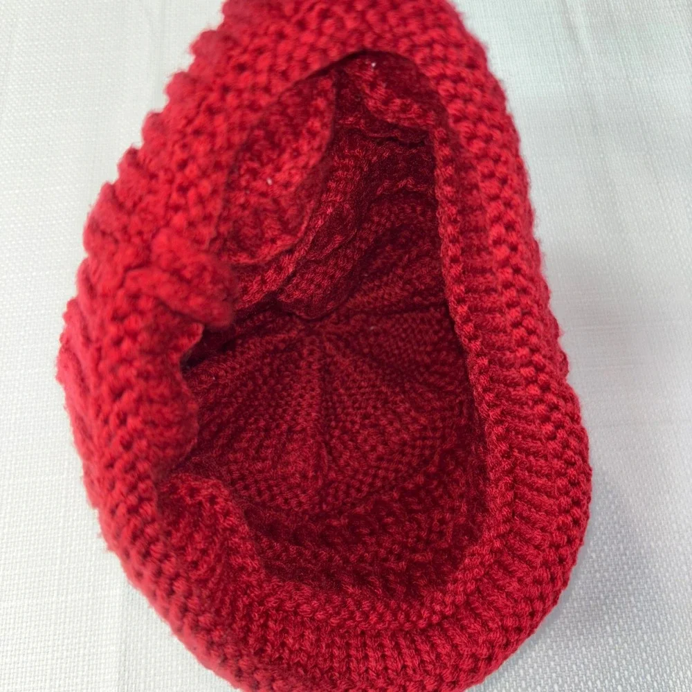 CC Beanie Hat Knit Cap Winter Warm Cable Knit Cuffed Red Womens - Picture 3 of 3